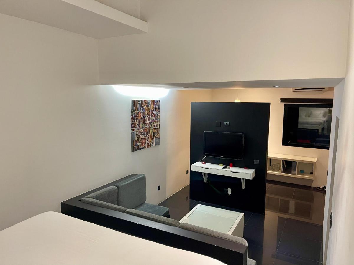Sea Breeze Studios Porto Da Cruz Extérieur photo